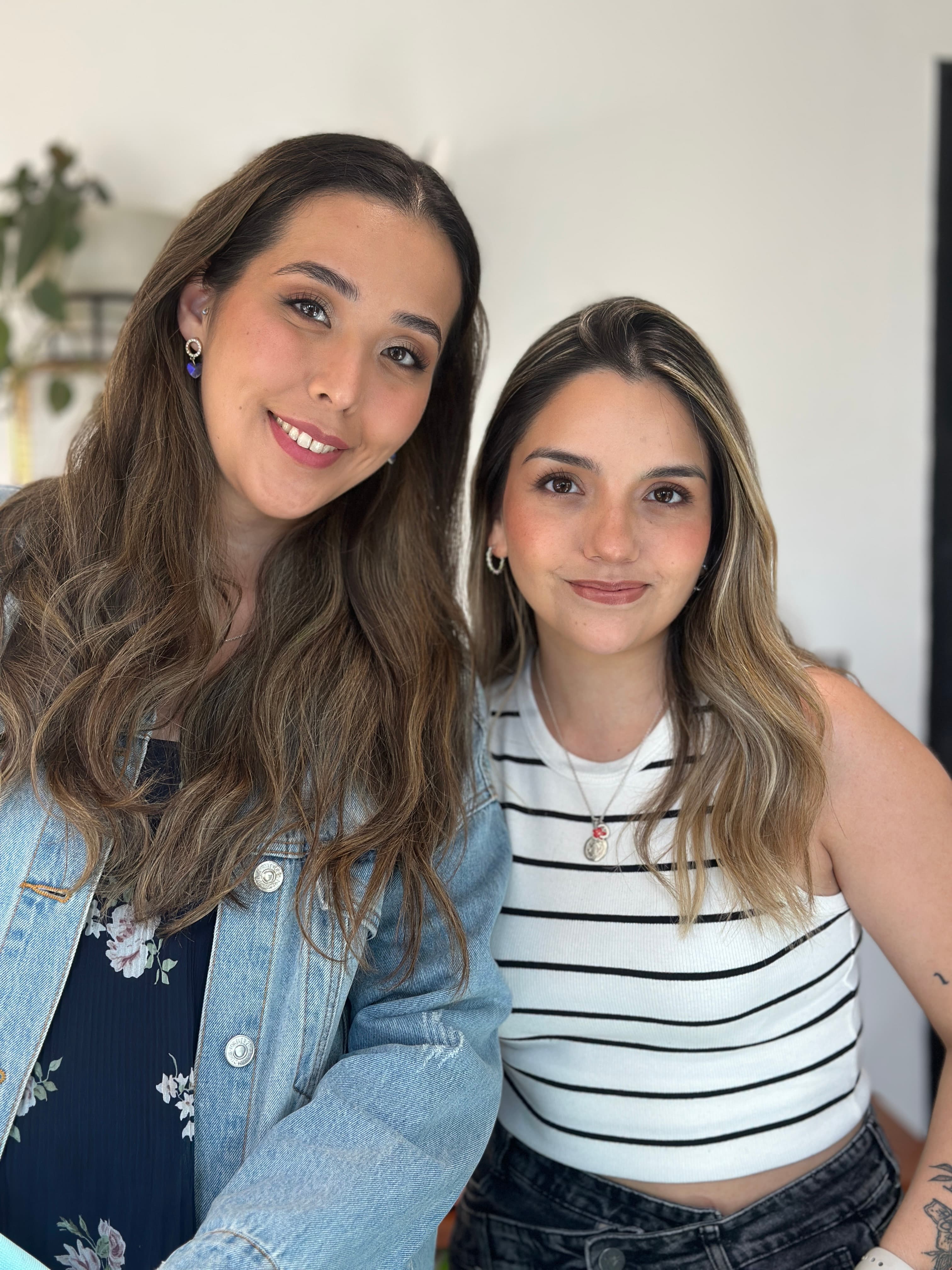 Clase grupal de automaquillaje en Sol Beauty Studio